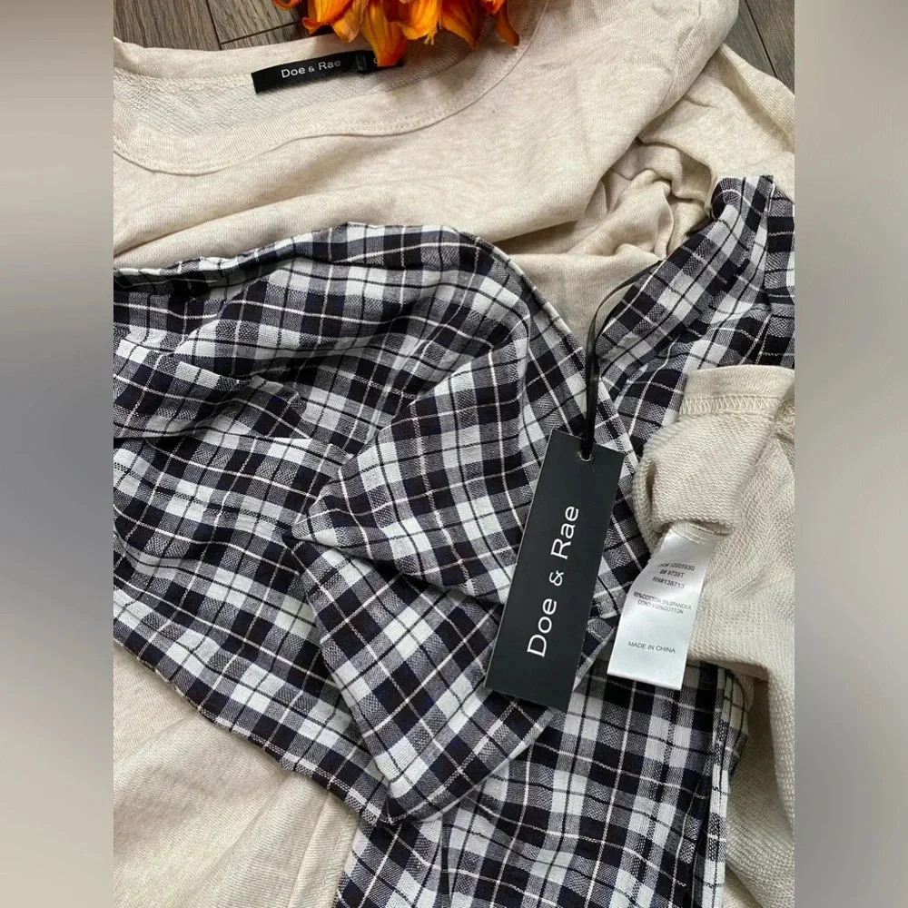 🌴3/$30🌴 DOE & RAE Oatmeal/Black Plaid Long Bell Sleeve Cotton Top NWT - Picture 8 of 10
